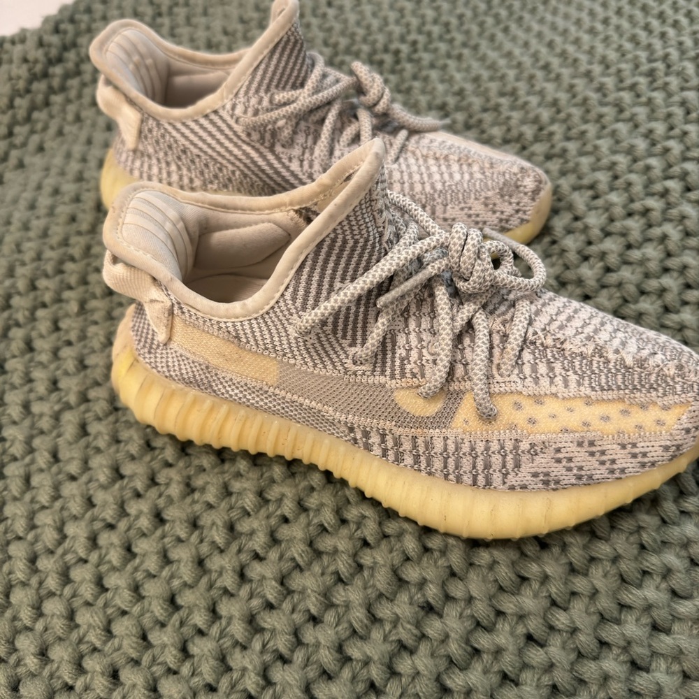 Yeezy x Addidas 350 Boost